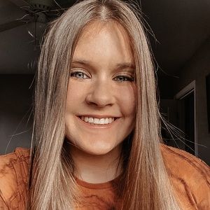 Meet your Posher, Allie